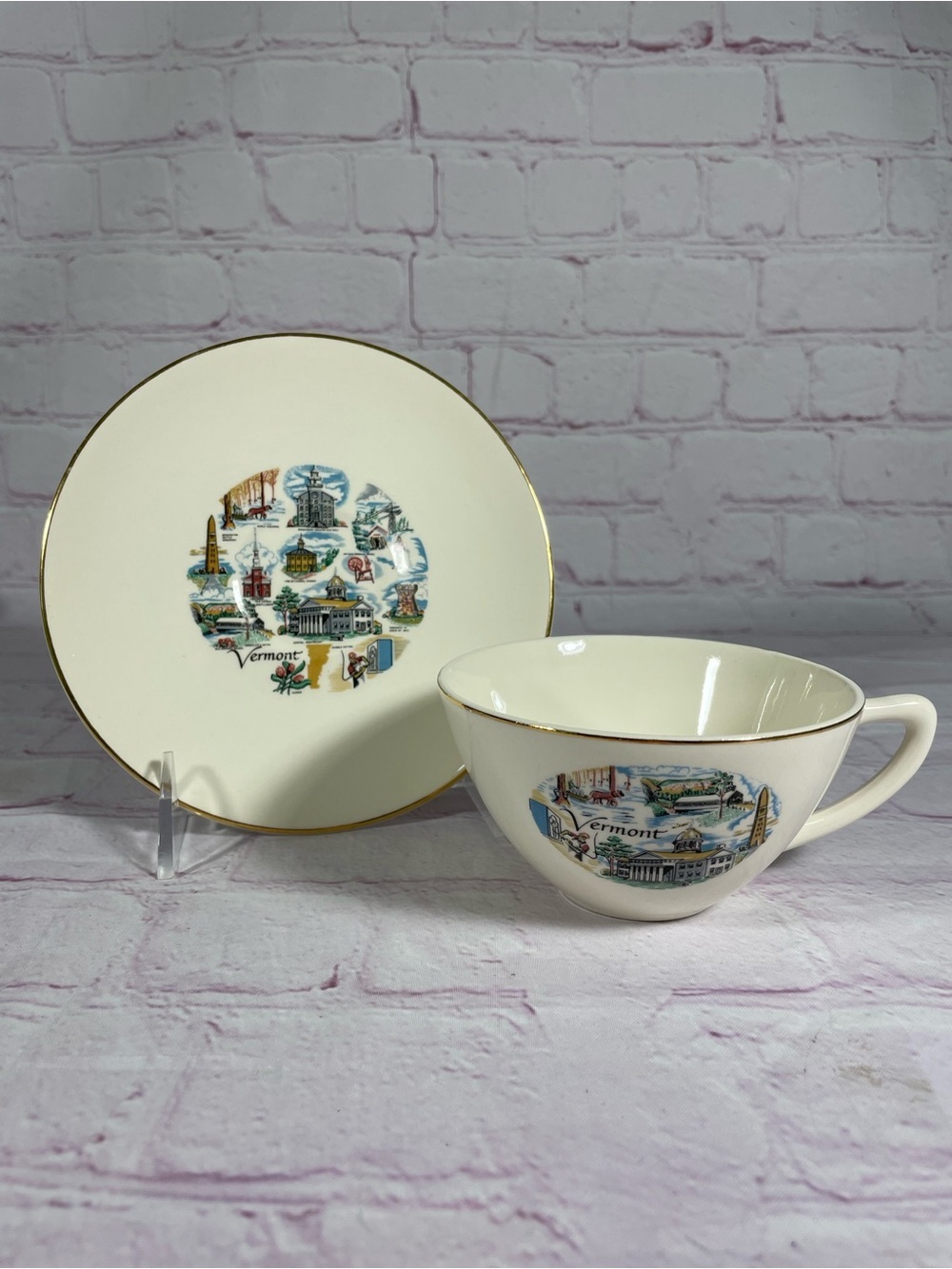 Vintage Vermont Landmarks Souvenir Down-East Novelties Teacup and Saucer Set